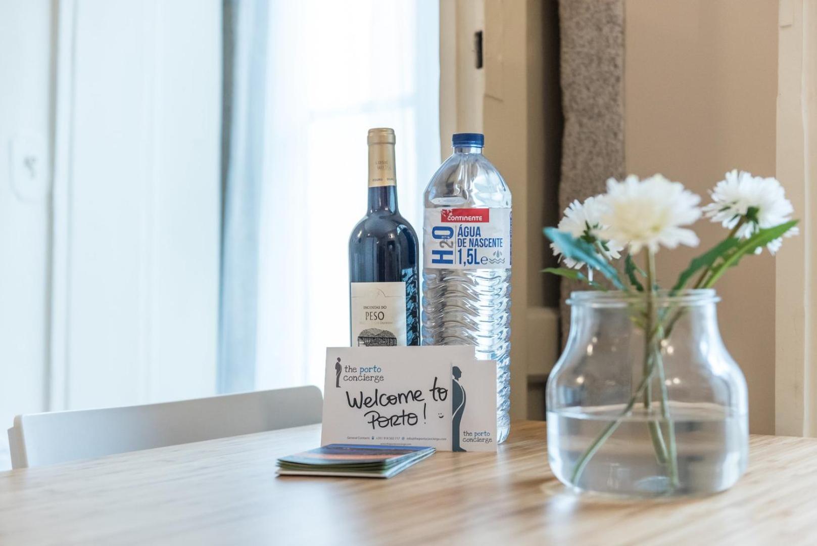 Guestready - Lofted Getaway In Downtown Porto Apartment ภายนอก รูปภาพ